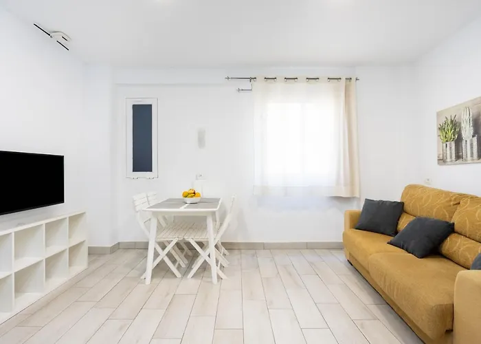 Home2Book Cozy Apartment Santa Cruz Urban Center